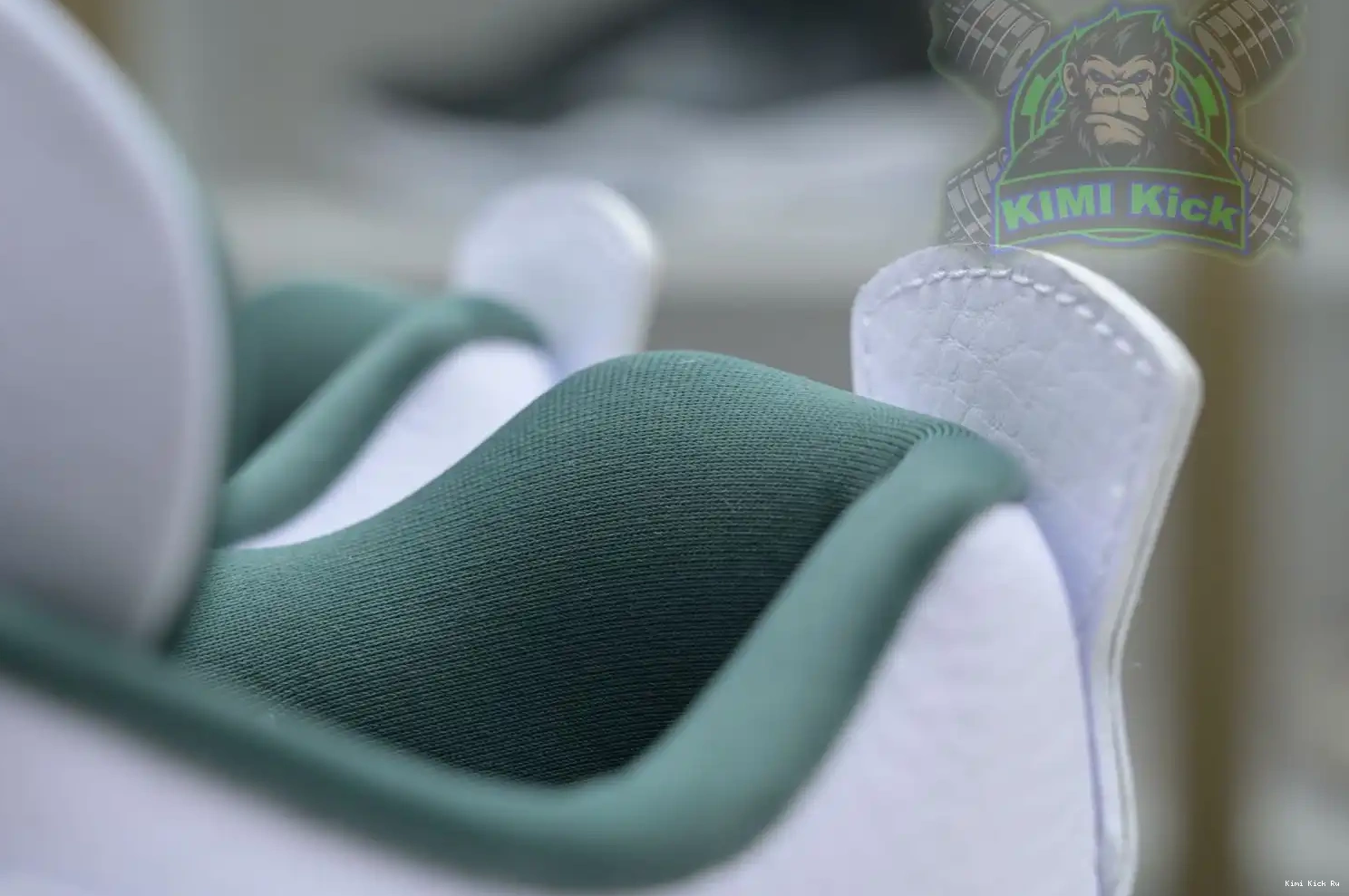 Jordan Green Oxidized Kimikick Air 4 0821